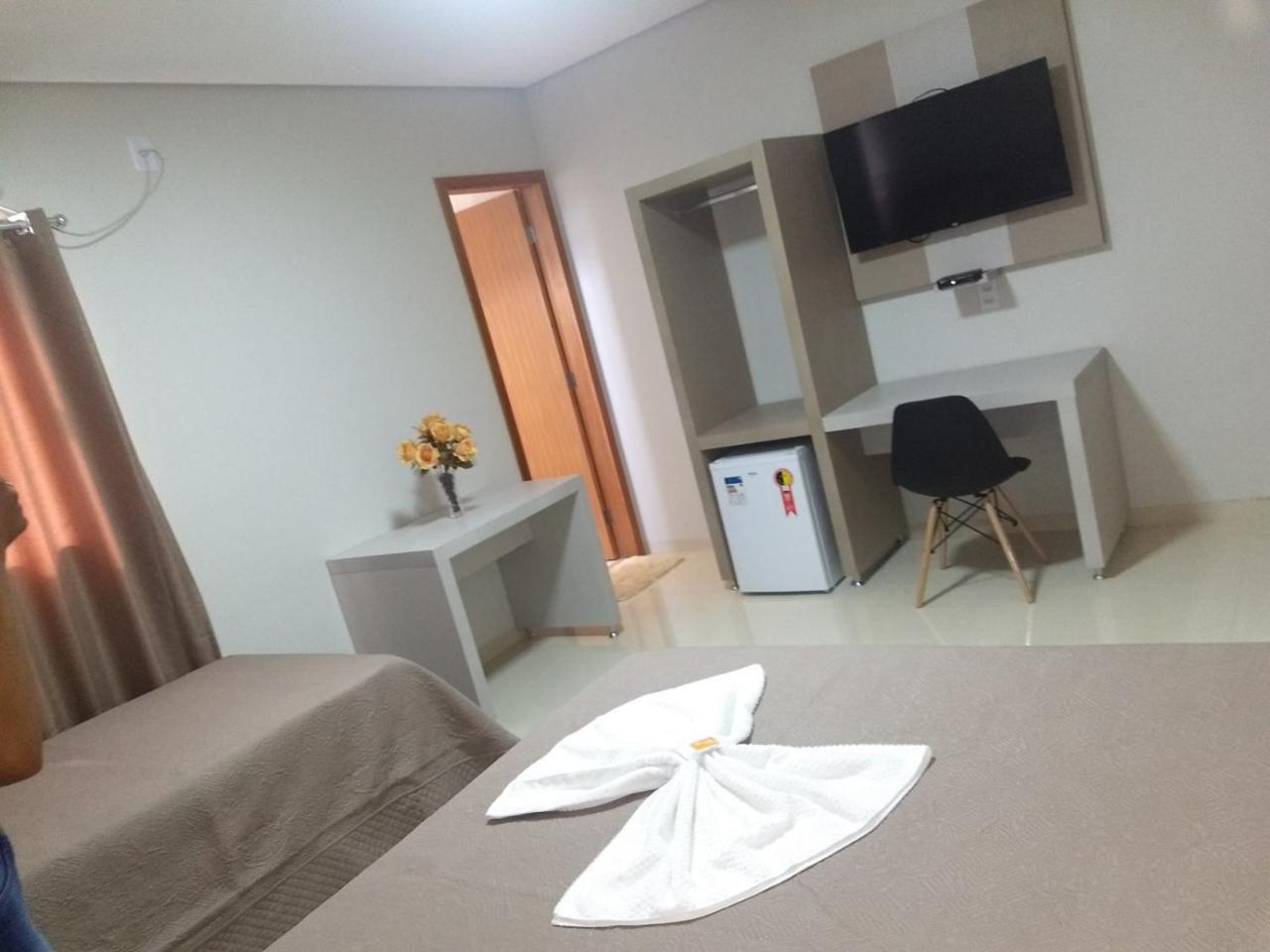 Hotel Ideal Araguaina Bagian luar foto