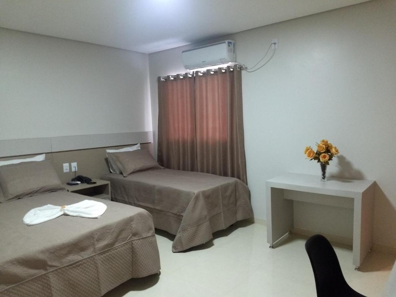 Hotel Ideal Araguaina Bagian luar foto